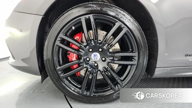 Maserati Ghibli id 4508160 из Кореи 32
