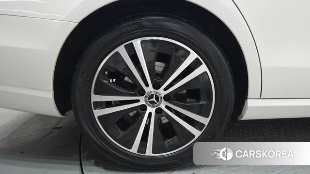 Mercedes-Benz E-Class W213 id 3955178 из Кореи 15