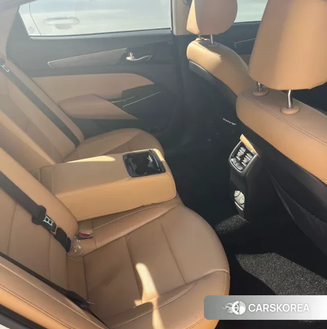 Kia K7 Premier Hybrid 2021 Белый из Кореи, фото 5