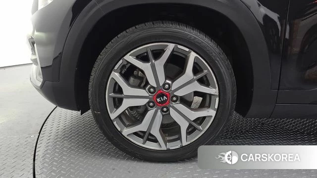 Kia Seltos id 4390142 из Кореи 15