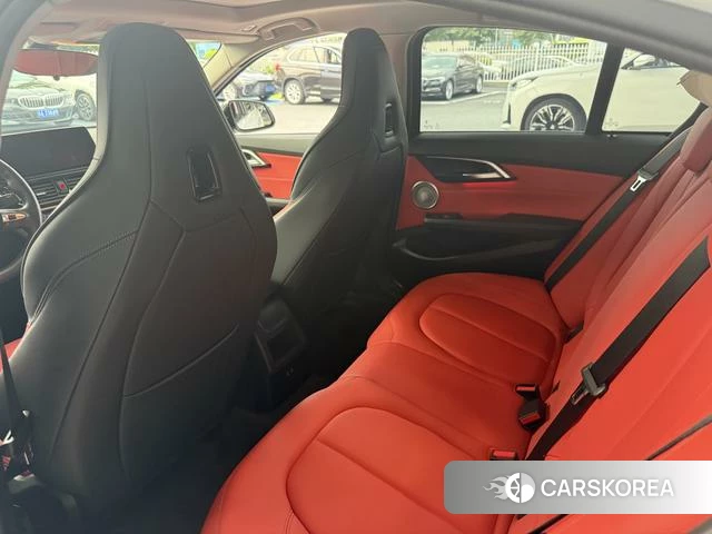 BMW 1 series id 4298407 из Китая 17