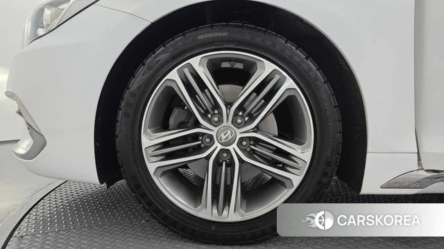 Hyundai Grandeur IG id 4448356 из Кореи 25