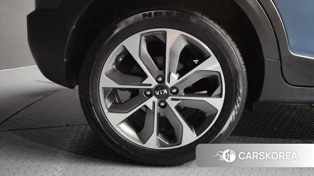 Kia Stonic id 3485124 из Кореи 15