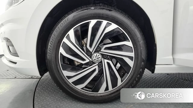 Volkswagen 7th Generation of Jetta id 4651114 из Кореи 27