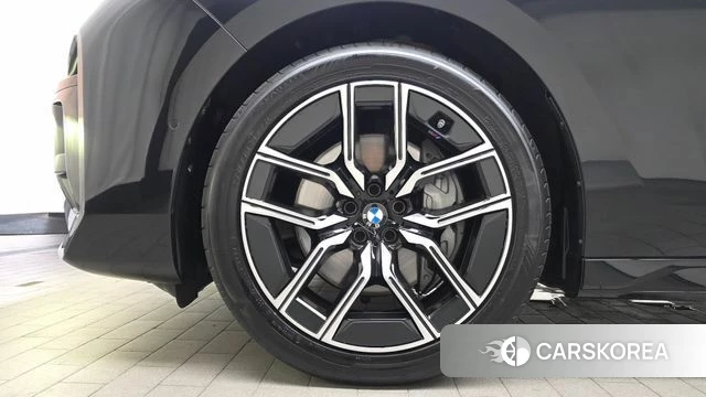 BMW 7 Series (G70) id 4400275 из Кореи 33