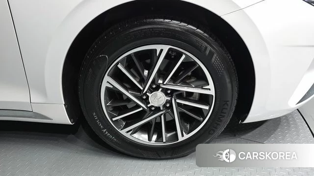 Hyundai The New Grandeur IG id 4309563 из Кореи 25