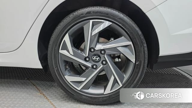 Hyundai The New Avante (CN7) id 4223152 из Кореи 15