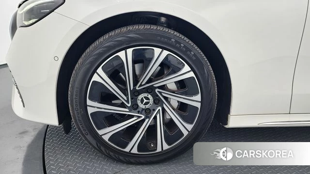 Mercedes-Benz E-Class W214 id 3858641 из Кореи 15