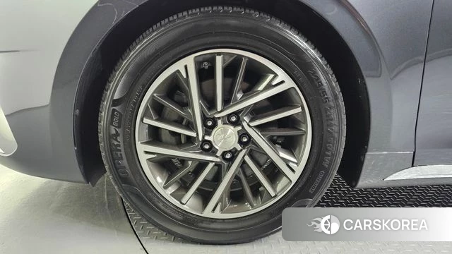 Hyundai The New Grandeur IG id 4594542 из Кореи 26