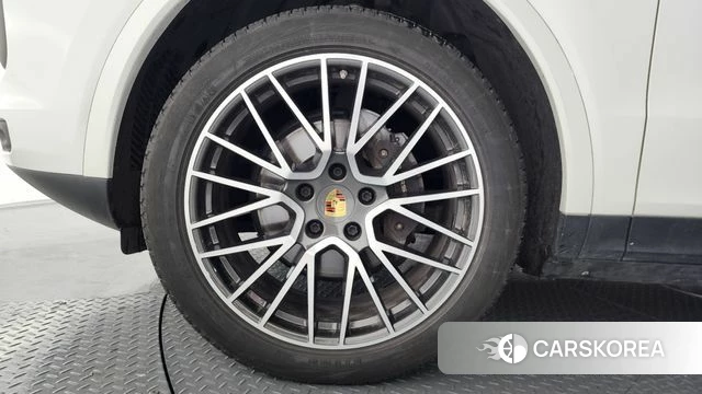 Porsche Cayenne (PO536) id 3924539 из Кореи 15