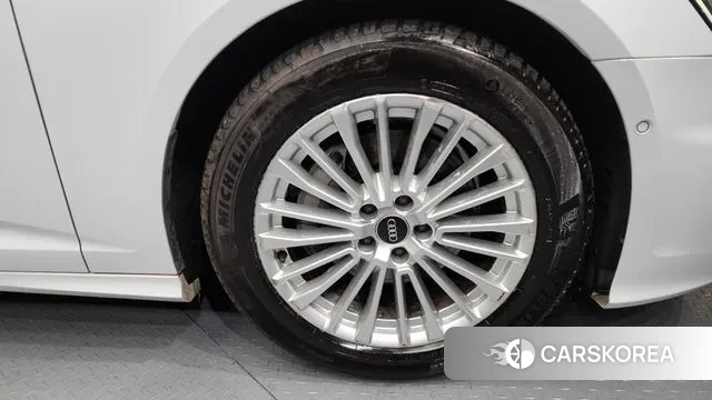 Audi A6 (C8) id 3630627 из Кореи 15