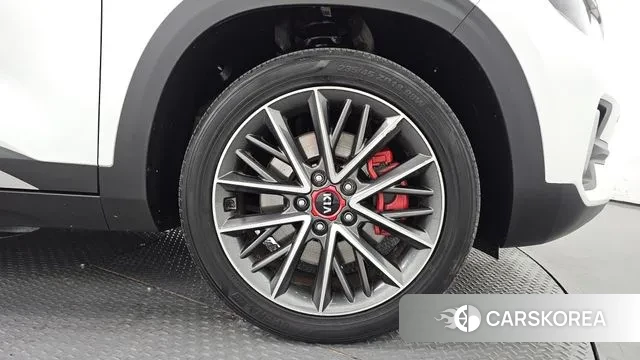 Kia Seltos id 3044673 из Кореи 15