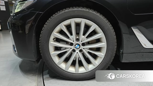 BMW 5 Series (G30) id 4410189 из Кореи 25