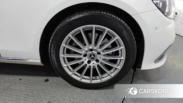 Mercedes-Benz E-Class W213 id 3488592 из Кореи 15