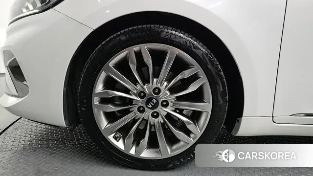 Kia K7 Premier id 3692296 из Кореи 15