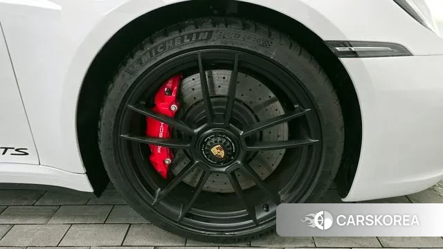 Porsche 911(992) id 3163930 из Кореи 15