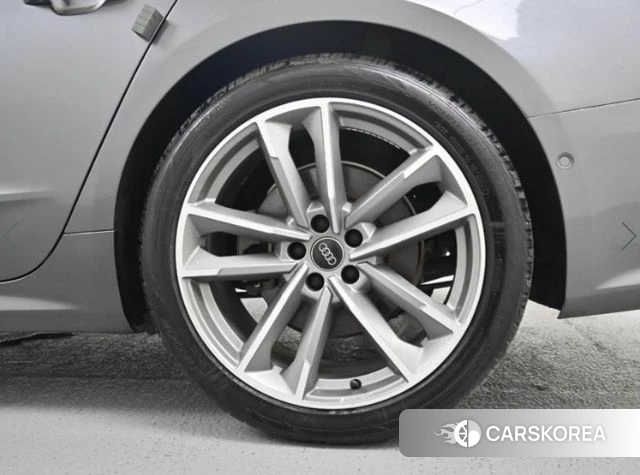 Audi A7 (4K) id 3820227 из Кореи 15