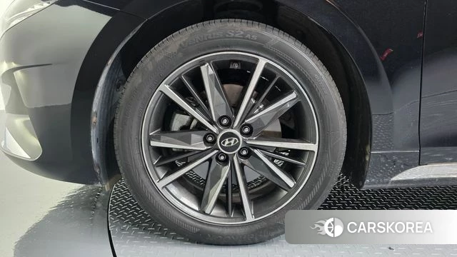 Hyundai The New Grandeur IG id 4433429 из Кореи 28