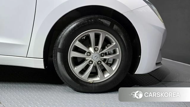 Hyundai The New Avante AD id 3853732 из Кореи 15