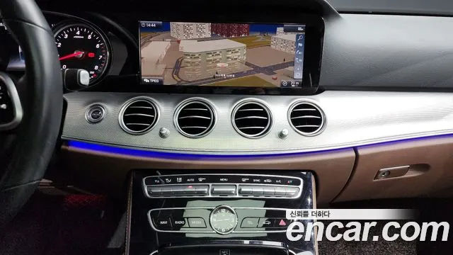 Mercedes-Benz E-Class W213 id 2680126 из Кореи 15