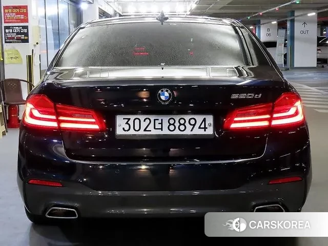 BMW 5 Series (G30) id 3422777 из Кореи 15