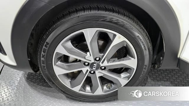 Kia Stonic id 3880291 из Кореи 15