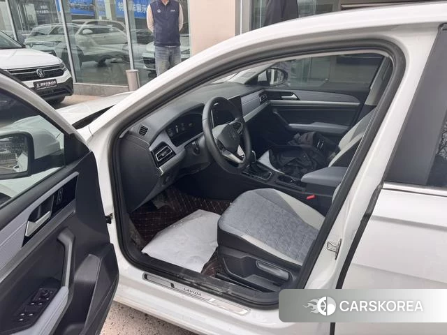 Volkswagen Lavida 2024 Белый из Китая, фото 5