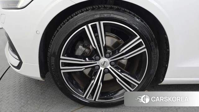 Volvo S60 3rd generation id 4187881 из Кореи 34