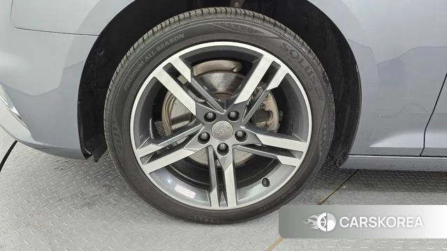 Audi A4 (B9) id 4225198 из Кореи 29