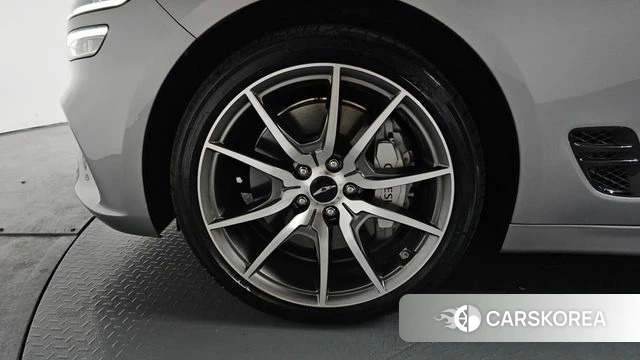 Genesis The New G70 id 4201302 из Кореи 26