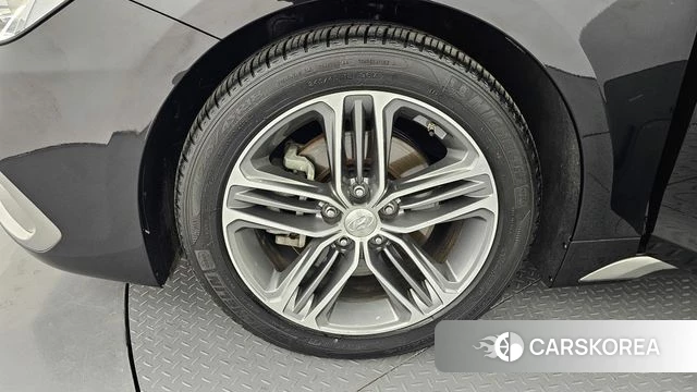 Hyundai Grandeur IG id 4203840 из Кореи 15