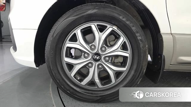Hyundai The New Grand Starex id 4677787 из Кореи 15
