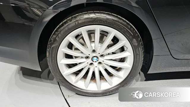 BMW 5 Series (G30) id 4360729 из Кореи 27