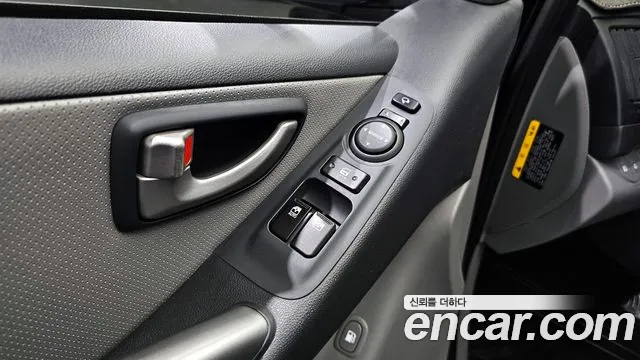 Hyundai The New Grand Starex id 2570643 из Кореи 15