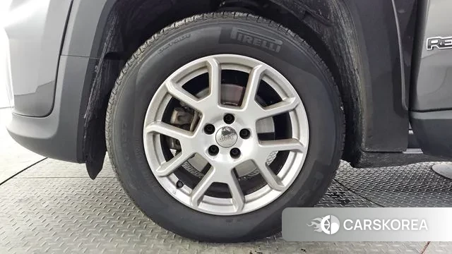 Jeep Renegade id 3692203 из Кореи 15