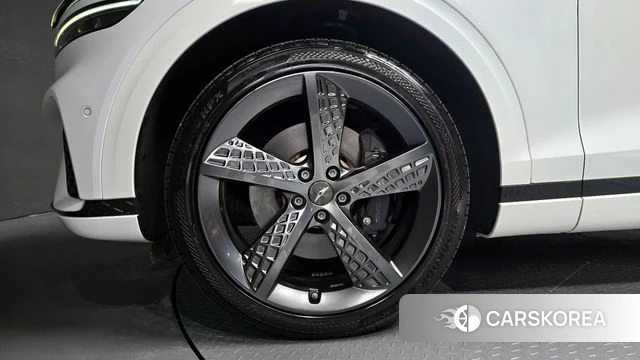 Genesis GV70 id 3819683 из Кореи 15