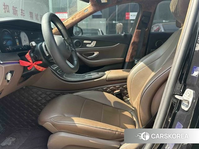 Mercedes-Benz E-class PHEV 2021 Черный из Китая, фото 5