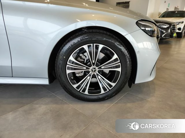 Mercedes-Benz E-Class W214 id 4432318 из Кореи 15