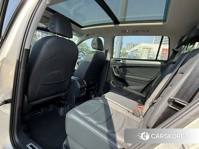 Volkswagen Tiguan L id 4276941 из Китая 18