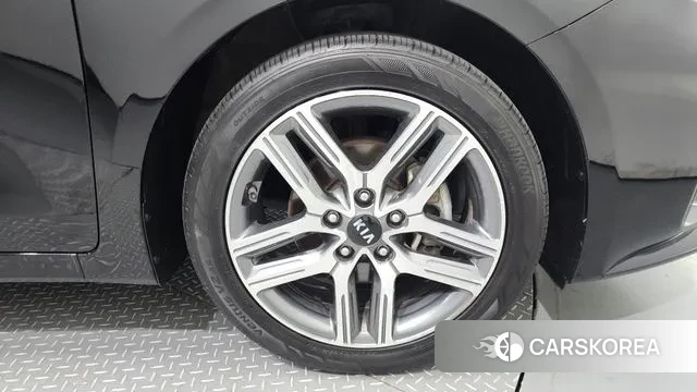 Kia Come New K3 id 3055339 из Кореи 15