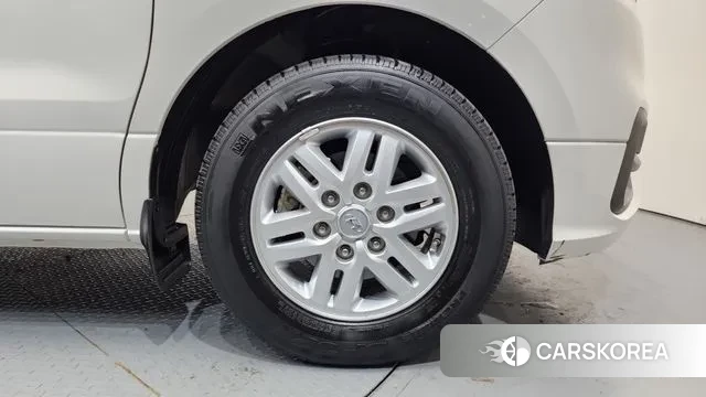 Hyundai The New Grand Starex id 3753585 из Кореи 15