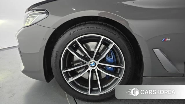 BMW 5 Series (G30) id 4389627 из Кореи 15