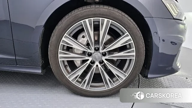 Audi A6 (C8) id 3390501 из Кореи 15