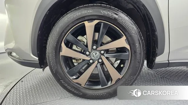 Lexus NX300h id 3429313 из Кореи 15