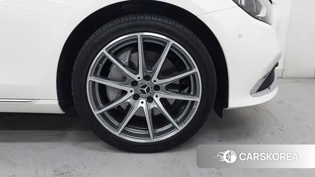 Mercedes-Benz E-Class W213 id 3665229 из Кореи 12