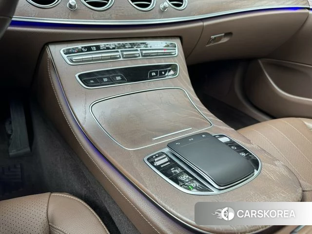 Mercedes-Benz E-class id 4272589 из Китая 11
