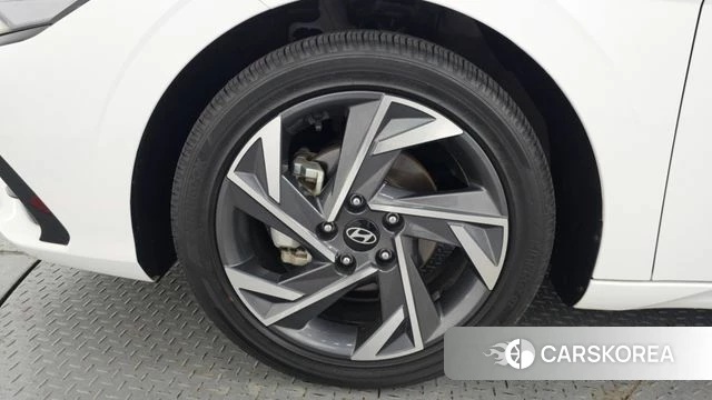 Hyundai The New Avante (CN7) id 4315635 из Кореи 28