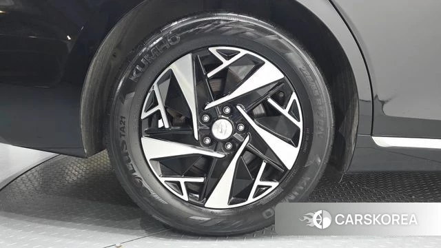 Hyundai The New Grandeur IG Hybrid id 4636535 из Кореи 32