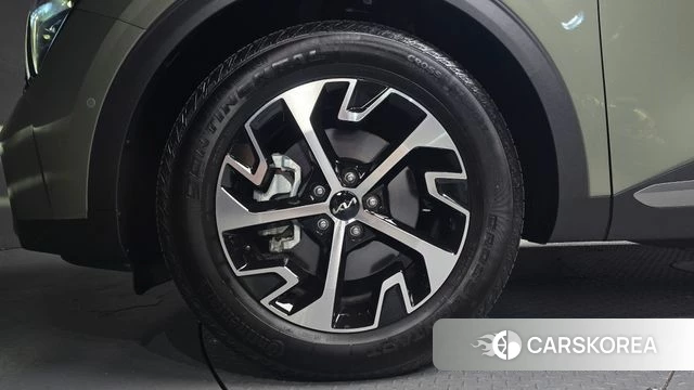 Kia Sportage 5th Generation Hybrid id 4922763 из Кореи 29