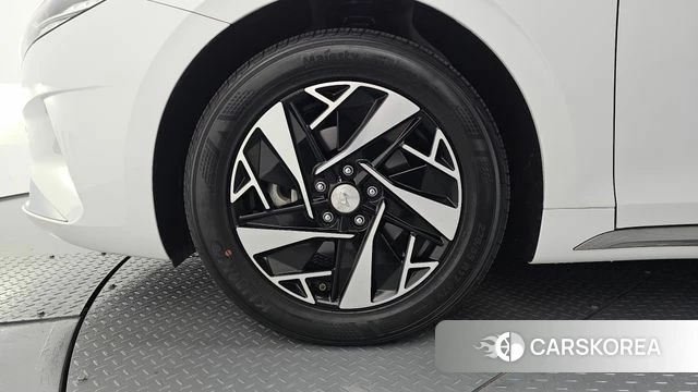 Hyundai The New Grandeur IG Hybrid id 4476207 из Кореи 15